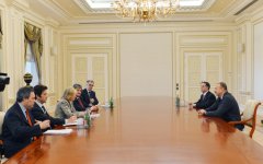İlham Əliyev İtaliya xarici işlər nazirinin müavinini qəbul edib