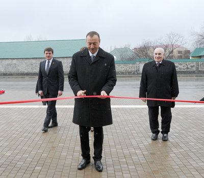 Prezident İlham Əliyev Qəbələ Mədəniyyət Mərkəzinin açılışında iştirak edib (FOTO)