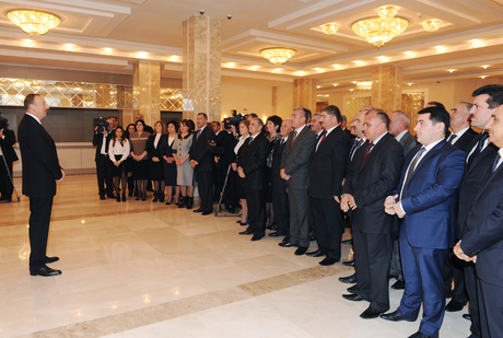 Prezident İlham Əliyev Qəbələ Mədəniyyət Mərkəzinin açılışında iştirak edib (FOTO)