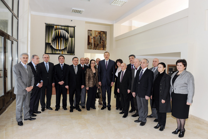 Prezident İlham Əliyev Azərbaycan Dövlət Rəssamlıq Akademiyasının yeni korpusunda yaradılan şəraitlə tanış olub (FOTO)