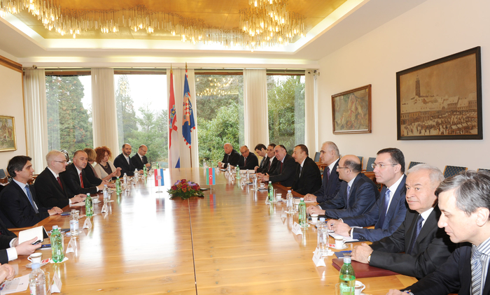 Azərbaycan və Xorvatiya prezidentlərinin geniş tərkibdə görüşü olub (FOTO)