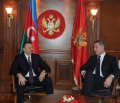 İlham Əliyev Monteneqronun Baş naziri ilə görüşüb (FOTO)