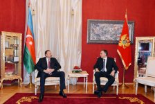 Azərbaycan Prezidenti İlham Əliyevin və Monteneqro Prezidenti Filip Vuyanoviçin təkbətək görüşü olmuşdur