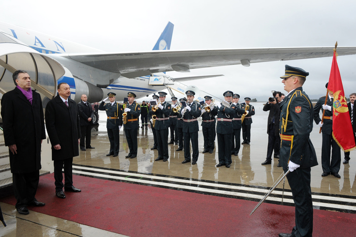 Prezident İlham Əliyevin Monteneqro Respublikasına rəsmi səfəri başlayıb  (FOTO)
