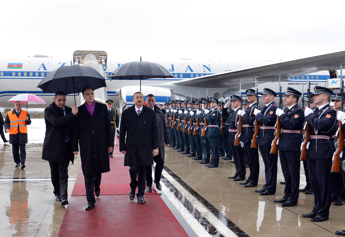Prezident İlham Əliyevin Monteneqro Respublikasına rəsmi səfəri başlayıb  (FOTO)