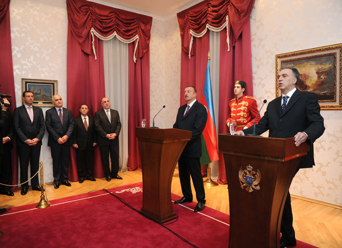 Azərbaycan və Monteneqro prezidentləri mətbuata bəyanatlarla çıxış ediblər (FOTO)
