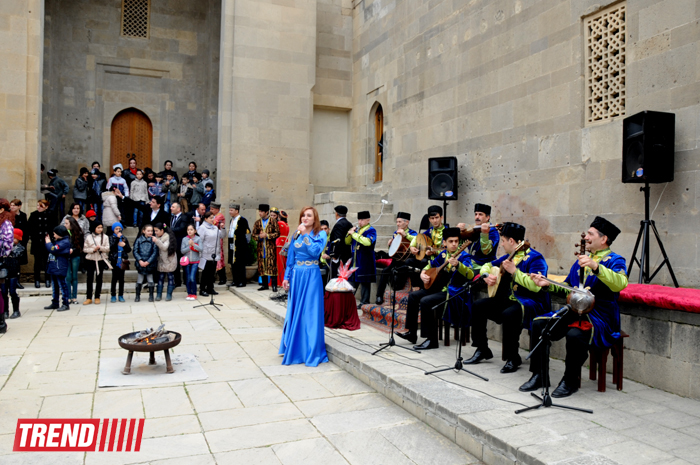 İçərişəhərdə Novruz əhval-ruhiyyəsi (FOTO)