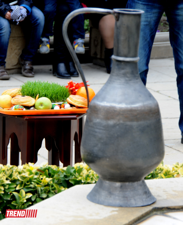 İçərişəhərdə Novruz əhval-ruhiyyəsi (FOTO)