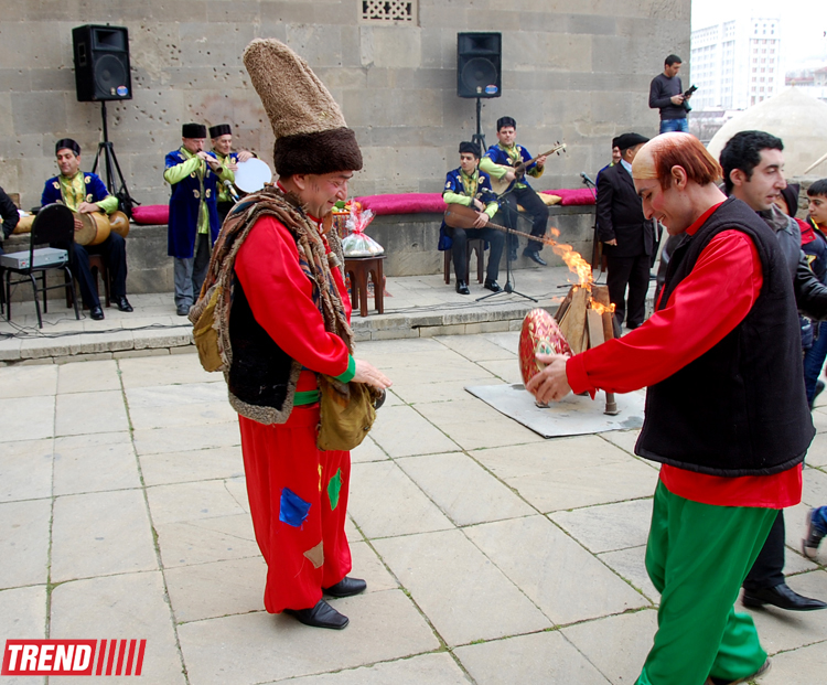 İçərişəhərdə Novruz əhval-ruhiyyəsi (FOTO)
