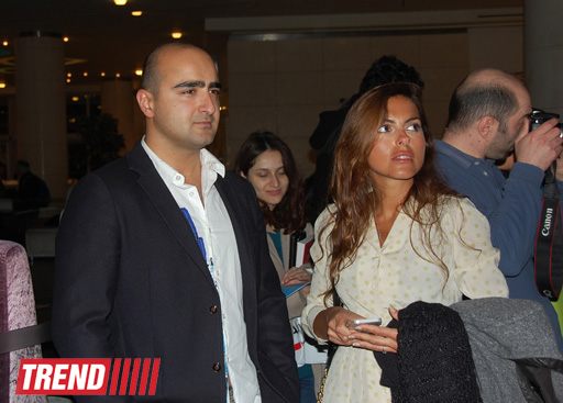 YARAT! rəssam Çingiz Babayevin “POZİTİV VƏ YA NEQATİV” bədii-sosial layihəsinin təqdimatını keçirib (FOTO)