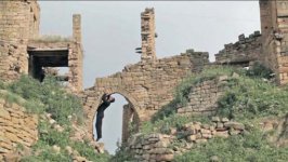 "YARAT" Venesiya biennalesində "Love Me, Love Me Not" sərgisinin iştirakçılarının işlərini təqdim edir (FOTO)