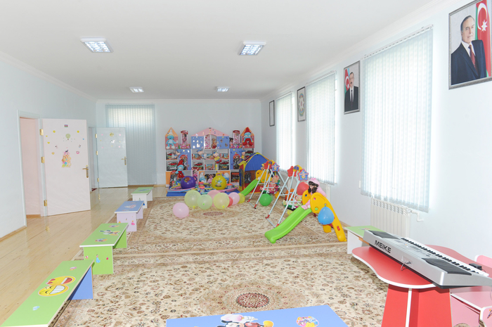 Azərbaycanın birinci xanımı Mehriban Əliyeva Birləşmiş Şəhər Xəstəxanası və körpələr evi-uşaq bağçalarında yaradılmış şəraitlə tanış olub (ƏLAVƏ OLUNUB) (FOTO)