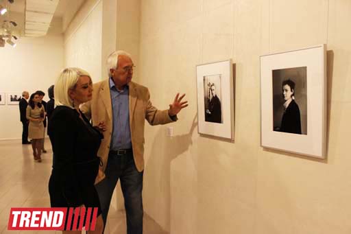 Bakıda Müasir İncəsənət Muzeyində Almaniyanın foto-rəssamı Helqa Perisin sərgisi açılıb (FOTO)