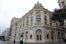 İlham Əliyev Azərbaycan Dövlət Musiqili Teatrının əsaslı bərpa işlərindən sonra açılış mərasimində iştirak edib  (FOTO)