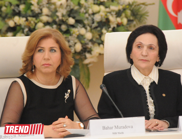 Zərifə Əliyevanın 90 illik yubileyinə həsr olunmuş inşa yazı müsabiqəsinin qalibləri mükafatlandırılıb (FOTO)