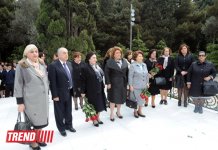 Zərifə Əliyevanın 90 illik yubileyinə həsr olunmuş inşa yazı müsabiqəsinin qalibləri mükafatlandırılıb (FOTO)