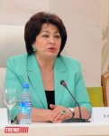 Zərifə Əliyevanın 90 illik yubileyinə həsr olunmuş inşa yazı müsabiqəsinin qalibləri mükafatlandırılıb (FOTO)
