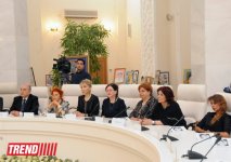 Zərifə Əliyevanın 90 illik yubileyinə həsr olunmuş inşa yazı müsabiqəsinin qalibləri mükafatlandırılıb (FOTO)