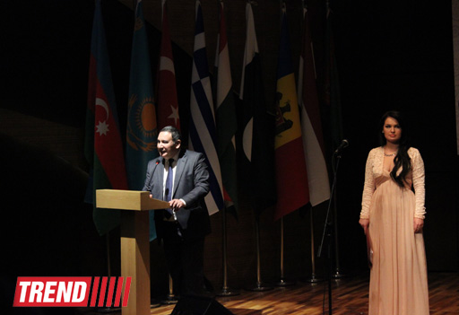 Bakıda 20 ölkənin gənc şairələrinin forumu keçirilir (FOTO)