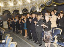 Prezident İlham Əliyev: Zərifə Əliyeva Azərbaycan xanımına xas olan bütün müsbət keyfiyyətləri özündə təcəssüm etdirirdi (ƏLAVƏ OLUNUB-2) (FOTO)