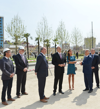 Prezident İlham Əliyev Bakıda yeni istirahət kompleksində tikinti işlərinin gedişi ilə tanış olub (FOTO)
