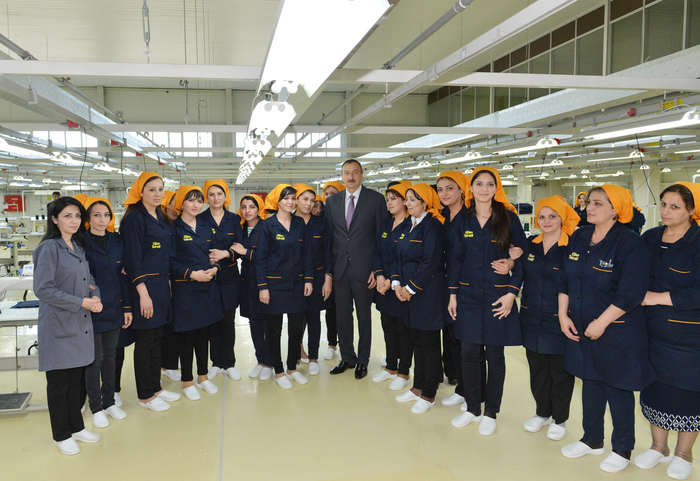İlham Əliyev Sumqayıtda "Gilan" Tekstil Parkının açılışında iştirak edib (ƏLAVƏ OLUNUB) (FOTO)