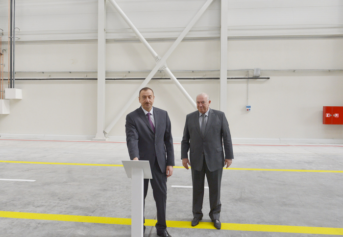 İlham Əliyev Beynəlxalq Logistika Mərkəzinin açılışında iştirak edib, yeni alınmış sərnişin təyyarələrinə baxıb (FOTO)