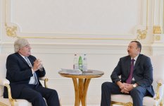 İlham Əliyev Uruqvayın keçmiş Prezidentini qəbul edib