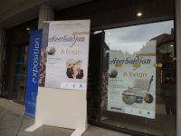 Evianlılar Heydər Əliyev Fondu tərəfindən təşkil edilən sərgiyə və konsertə böyük maraq göstəriblər (FOTO)