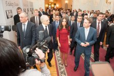 Leyla Əliyeva: Heydər Əliyev bu gün özünün iqtisadi, siyasi və mədəni nailiyyətləri ilə dünyanı təəccübləndirən Azərbaycan yaratmışdır (FOTO)