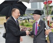 Prezident İlham Əliyev və xanımı 9 May - Qələbə bayramı münasibətilə keçirilən təntənəli mərasimdə iştirak ediblər (ƏLAVƏ OLUNUB)(FOTO)