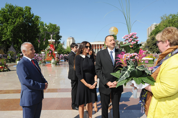 Azərbaycan Prezidenti İlham Əliyev və xanımı Gül bayramında iştirak ediblər (ƏLAVƏ OLUNUB) (FOTO)