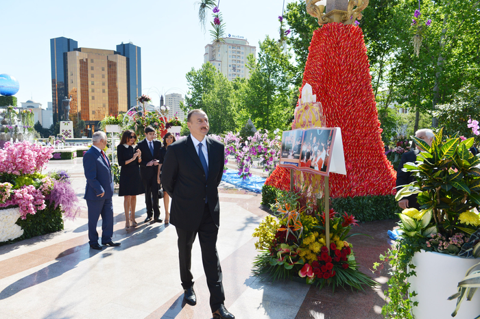 Azərbaycan Prezidenti İlham Əliyev və xanımı Gül bayramında iştirak ediblər (ƏLAVƏ OLUNUB) (FOTO)