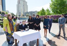 Azərbaycan Prezidenti İlham Əliyev və xanımı Gül bayramında iştirak ediblər (ƏLAVƏ OLUNUB) (FOTO)