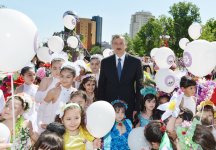 Azərbaycan Prezidenti İlham Əliyev və xanımı Gül bayramında iştirak ediblər (ƏLAVƏ OLUNUB) (FOTO)