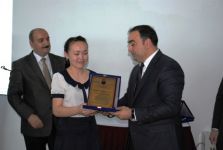 Qazaxıstanın daha bir universitetində Heydər Əliyev adına təqaüdlər tələbələrə təqdim edilib (FOTO)