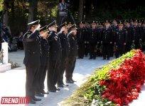 Azərbaycan ictimaiyyəti ümummilli lider Heydər Əliyevin anadan olmasının 90-cı ildönümünü qeyd edir (FOTO)