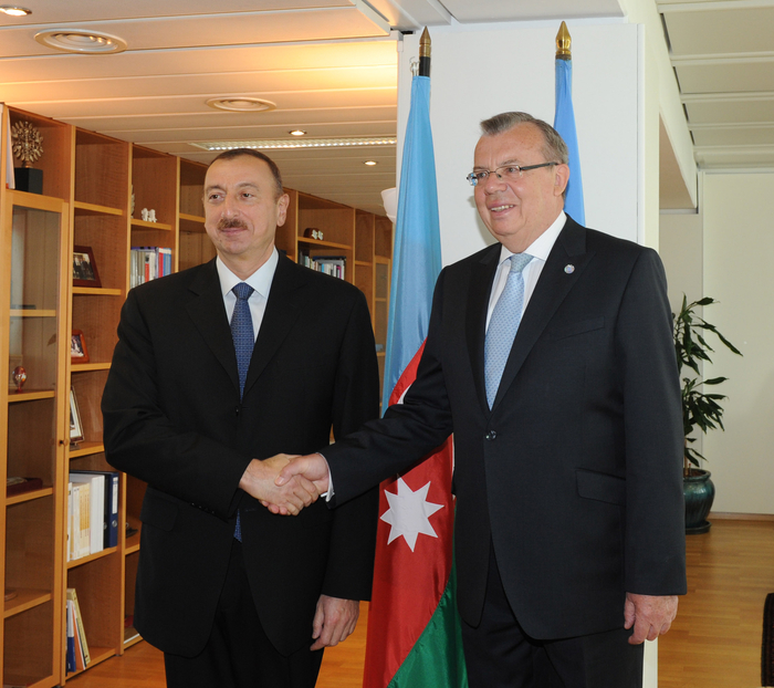 Prezident İlham Əliyev BMT-nin Vyana ofisinin baş direktoru Yuri Fedotov ilə görüşüb (FOTO)