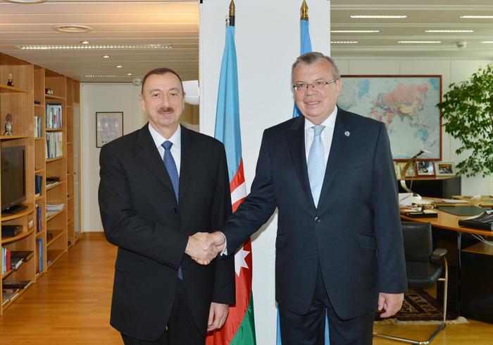 Prezident İlham Əliyev BMT-nin Vyana ofisinin baş direktoru Yuri Fedotov ilə görüşüb (FOTO)