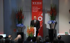 Prezident İlham Əliyev: Azərbaycan ümumi daxili məhsulla nisbətdə bəlkə də ən az xarici borcu olan ölkələrdəndir (FOTO)