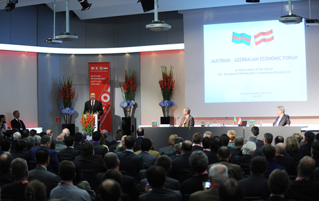 Prezident İlham Əliyev: Azərbaycan ümumi daxili məhsulla nisbətdə bəlkə də ən az xarici borcu olan ölkələrdəndir (FOTO)