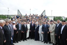 Prezident İlham Əliyev: Azərbaycan müstəqil dövlət kimi islam həmrəylinə də öz töhfəsini verir (FOTO)