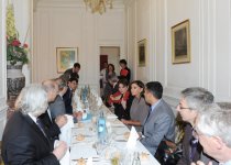 Azərbaycanın birinci xanımı Mehriban Əliyeva Fransa Milli Assambleyası və Senatında görüşlər keçirib (FOTO)