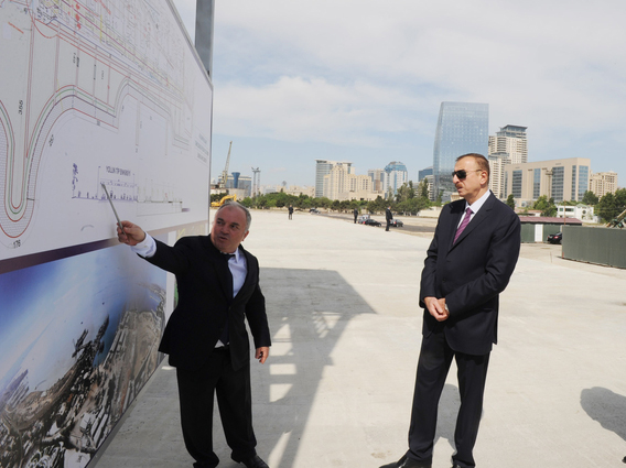 İlham Əliyev Bakıda Ağ Şəhər bulvarının təməlqoyma mərasimində iştirak edib (FOTO)