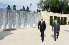 Azərbaycan Prezidenti Dağüstü parkda yenidənqurmadan sonra yaradılmış şəraitlə tanış olub (FOTO)