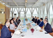 Prezident İlham Əliyevin adından işçi nahar verilib
