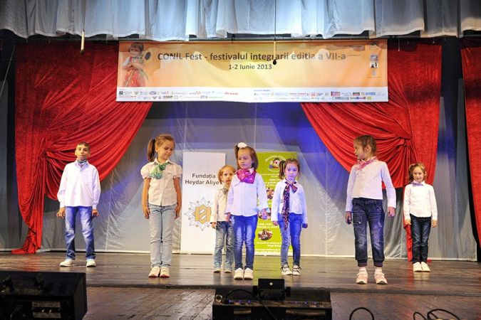 Heydər Əliyev Fondunun dəstəyi ilə Rumıniyada Uşaqların Beynəlxalq Müdafiəsi Günü münasibətilə tədbir keçirilib (FOTO)