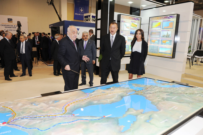 Prezident İlham Əliyev: Bu gün Azərbaycan qarşıda duran bütün əsas enerji məsələlərini uğurla icra edib (ƏLAVƏ OLUNUB) (FOTO)