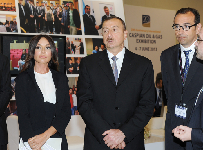 Prezident İlham Əliyev: Bu gün Azərbaycan qarşıda duran bütün əsas enerji məsələlərini uğurla icra edib (ƏLAVƏ OLUNUB) (FOTO)