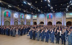 Prezident İlham Əliyev: Bizim amalımız qüdrətli Azərbaycandır, müstəqillikdir, inkişafdır, sosial rifahdır (FOTO)